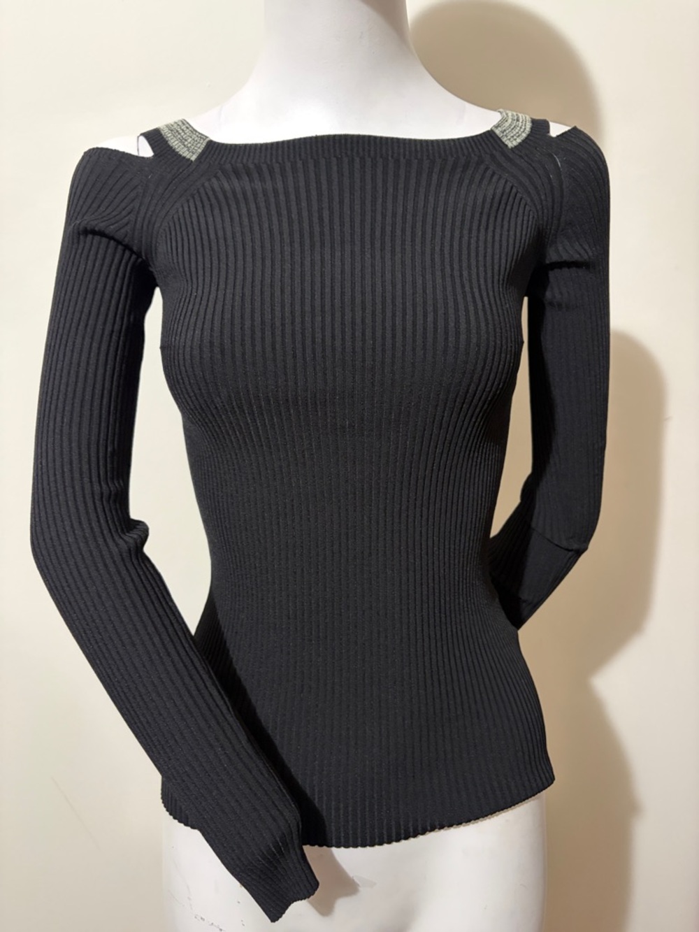 MRZ Ribbed Cold Shoulder Black Long Sleeve Top, Made in Italy